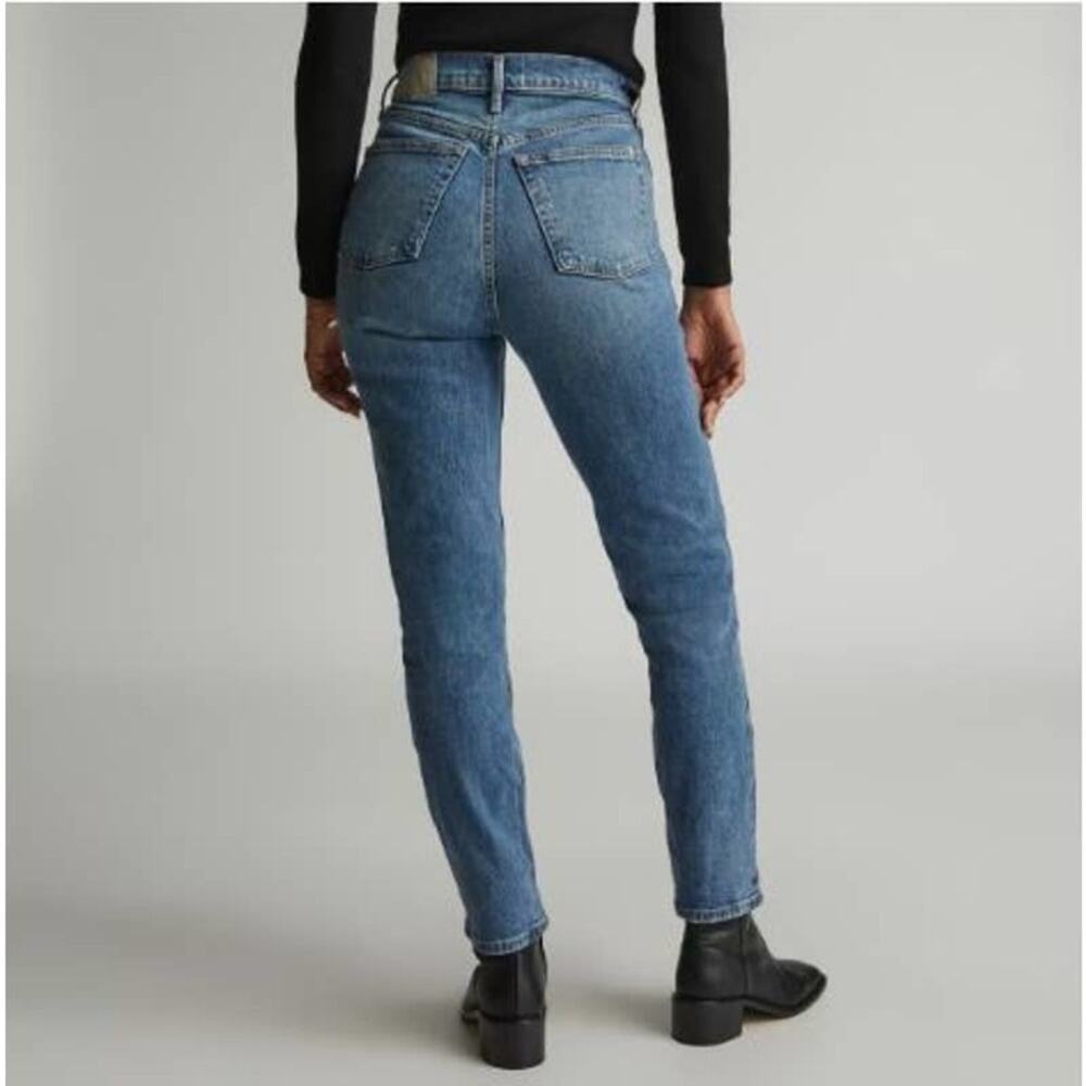 EVERLANE The Cheeky Jean, sky blue, 24 ankle